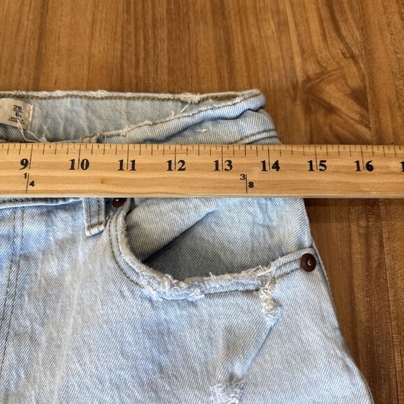 Abercrombie & Fitch Women’s ‘90’s Straight Ultra High Rise Jeans Size 28 / 6S - Picture 3 of 7